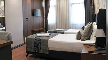 Tomannsrom – deluxe | Minibar, skrivebord, skrivebord for bærbar PC og lydisolert