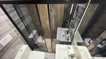 Deluxe-Zweibettzimmer | Badezimmer