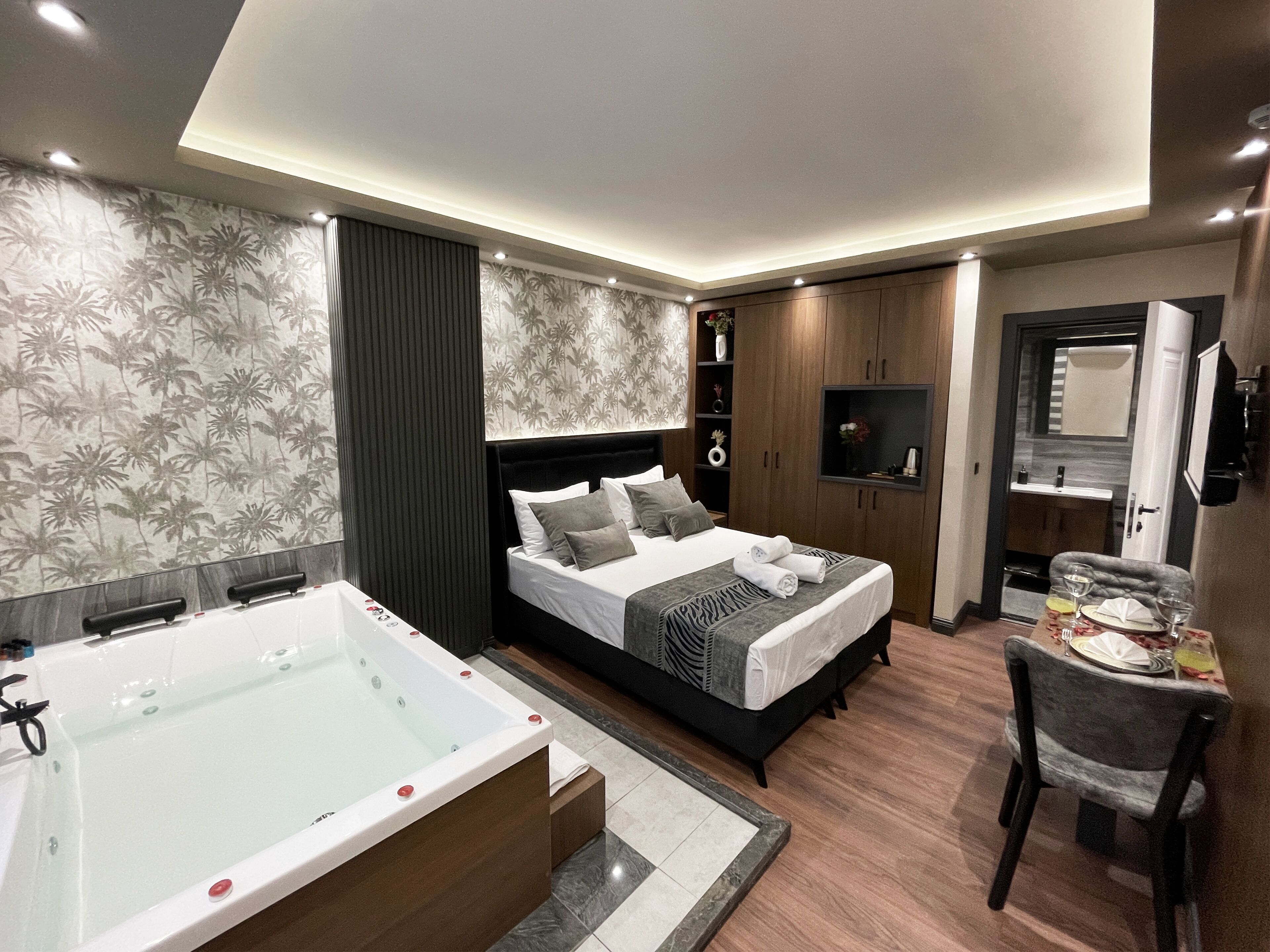 Chambre Luxe | Minibar, bureau, espace de travail pour ordinateur portable