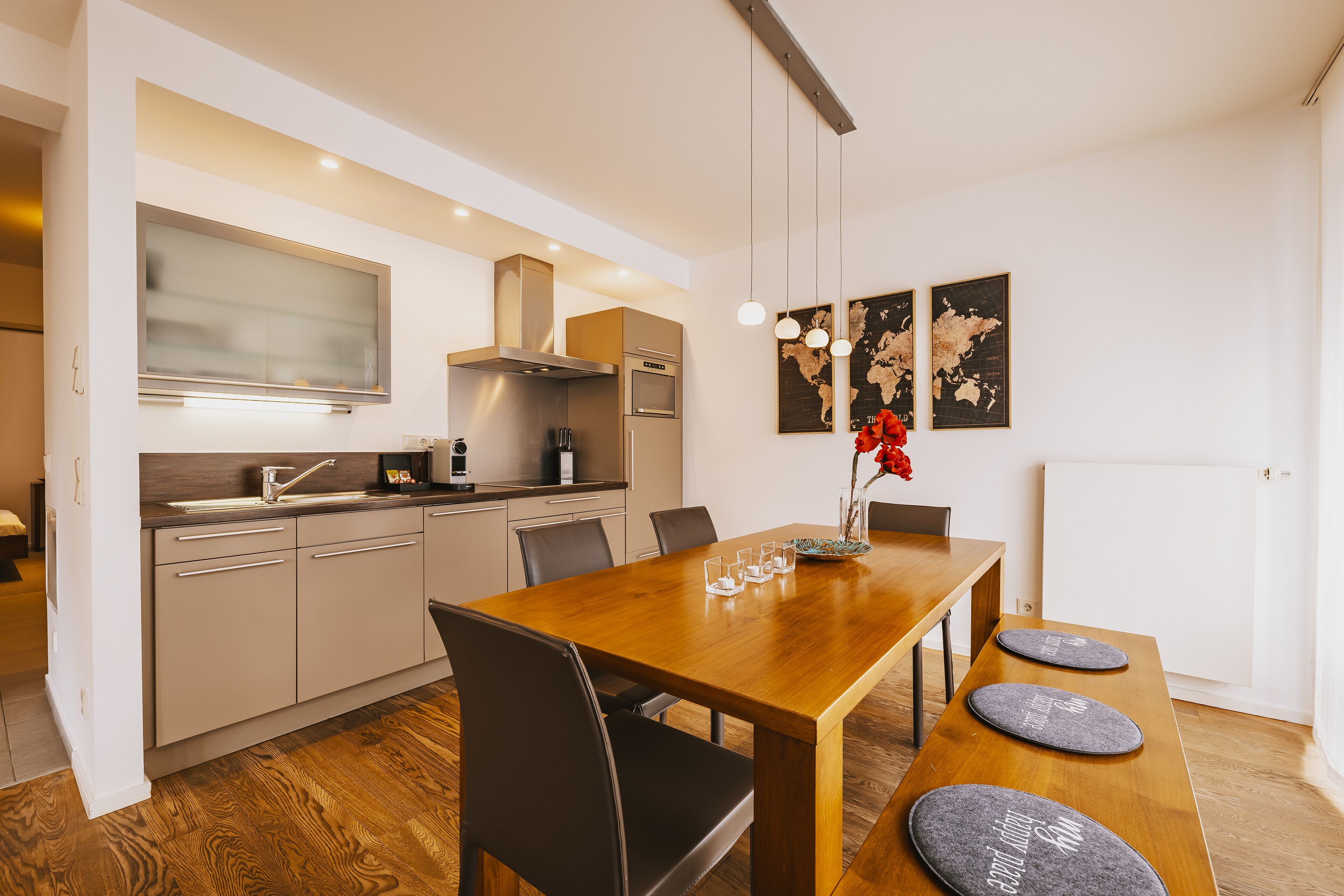 Appartement, 2 slaapkamers (Excl. 163 EUR cleaning fee) | Privékeuken | Een koelkast, een oven, een kookplaat, een vaatwasser