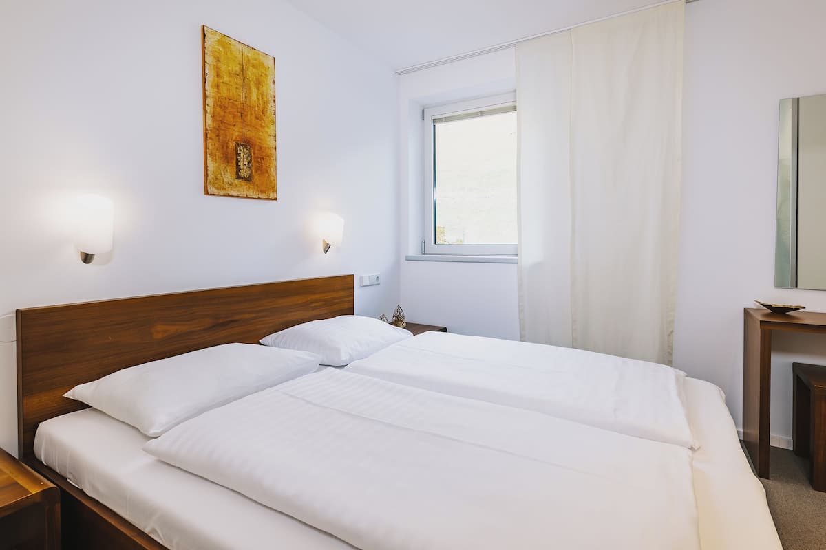Soundproofing, cots/infant beds, free WiFi, individually decorated