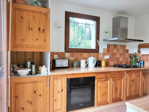 Ovn og oppvaskmaskin