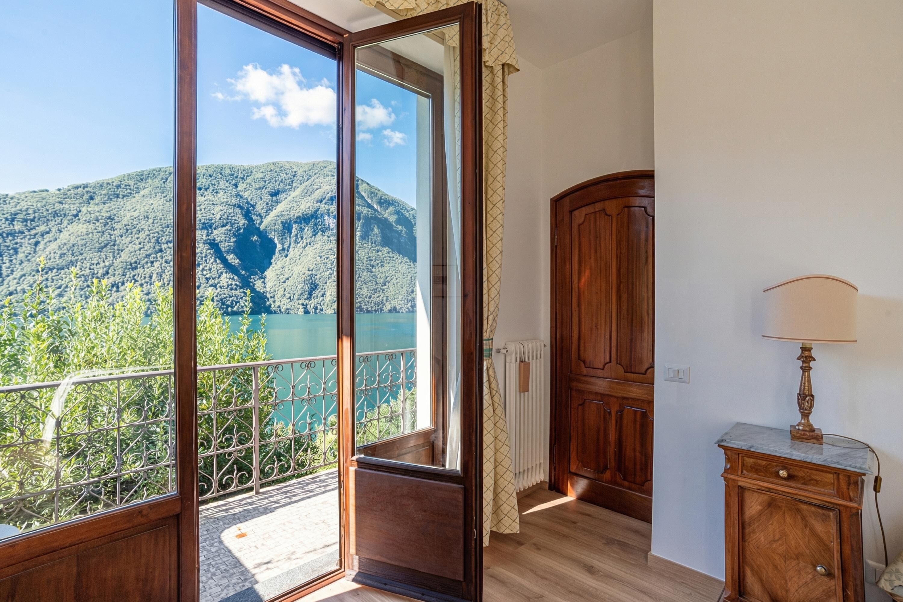 Maison mitoyenne Familiale, plusieurs chambres, 2 salles de bains, côté montagne (Il Tentione) | Balcon