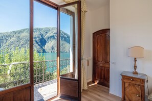 Casa de ciudad familiar, 3 habitaciones, 2 baños, junto a la montaña (Il Tentione) | Vista al lago