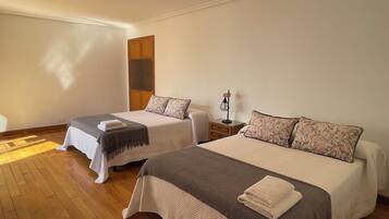 4 bedrooms, iron/ironing board, travel cot, WiFi