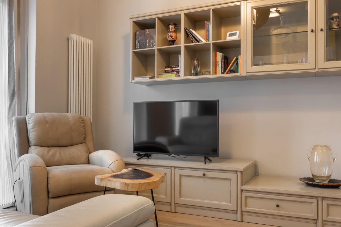 TV