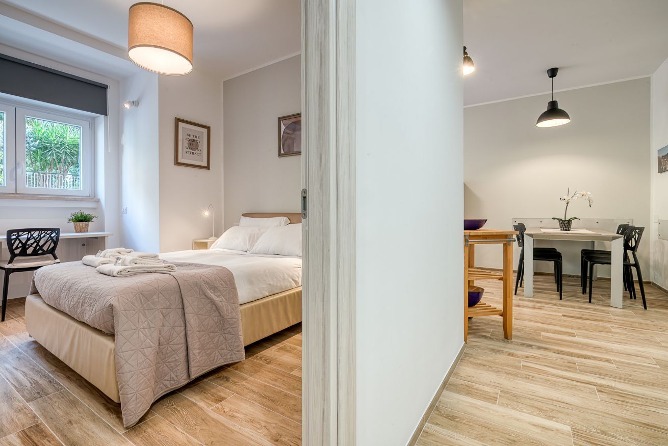 2 Schlafzimmer, Schreibtisch, Bügeleisen/Bügelbrett, WLAN