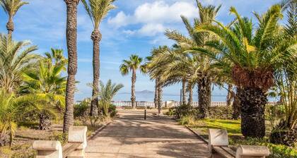 Lovely home in Cartagena with kitchen