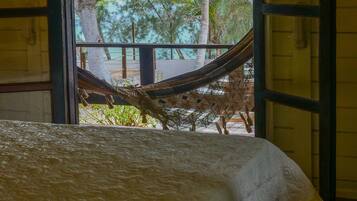 2 quartos, ferros/tábuas de passar roupa, Wi-Fi de cortesia