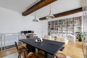 Interior - The Old Printworks, by Veeve (Paris)