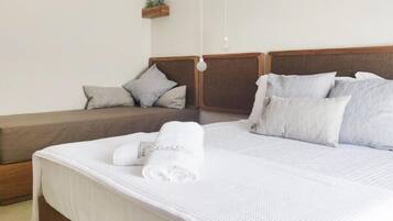 Junior suite | 1 slaapkamer, luxe beddengoed, een minibar, een kluis op de kamer