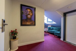 Design Room | Free WiFi - SUPER STAY HALKALI (Istanbul)