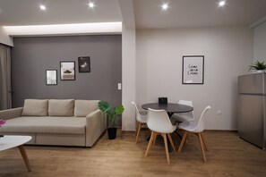 Interior - Chic & Renovated Retreat Steps from Metro Access (Athina)
