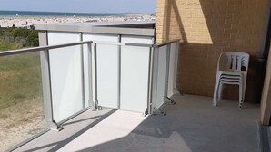 Unclassified image, 4 of 8, button - 2-bed apt with beach access and private parking (Berck-Plage)
