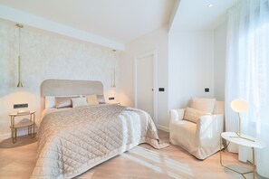 3 間睡房、熨斗/熨衫板、上網、床單