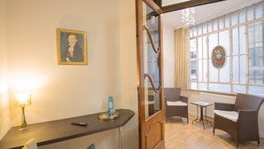Premium Room | Desk, free WiFi - Boutique Hotel Schwarzer Baer (Lutherstadt Wittenberg)
