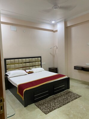 1 bedroom, WiFi - Shri Ram Paying Guest House (Varanasi)