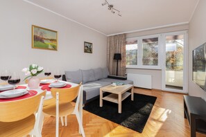 Interior - Oliwa Forest Apartment by Renters (Gdansk)
