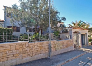 Exterior - Holiday apartment with air conditioning (Štinjan)