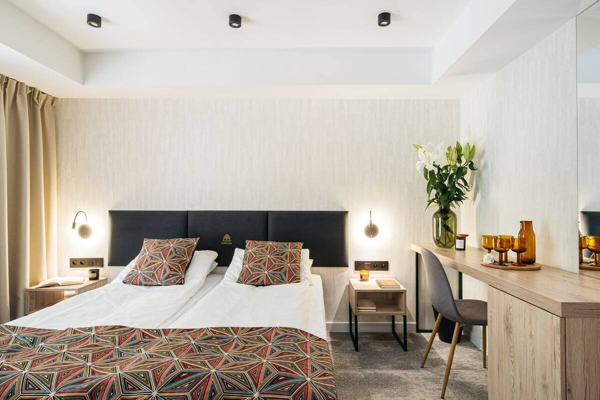 Comfort Quadruple Room | 1 bedroom, desk, laptop workspace, iron/ironing board