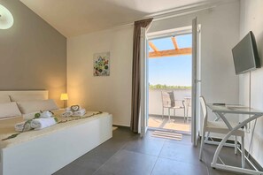 5 bedrooms, WiFi - Villa with swimming pool, sauna and children's playground (Žminj)