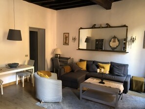 TV connectée, livres, imprimantes