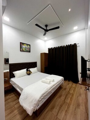 Free WiFi - Relax Beach Resort (Alibag)