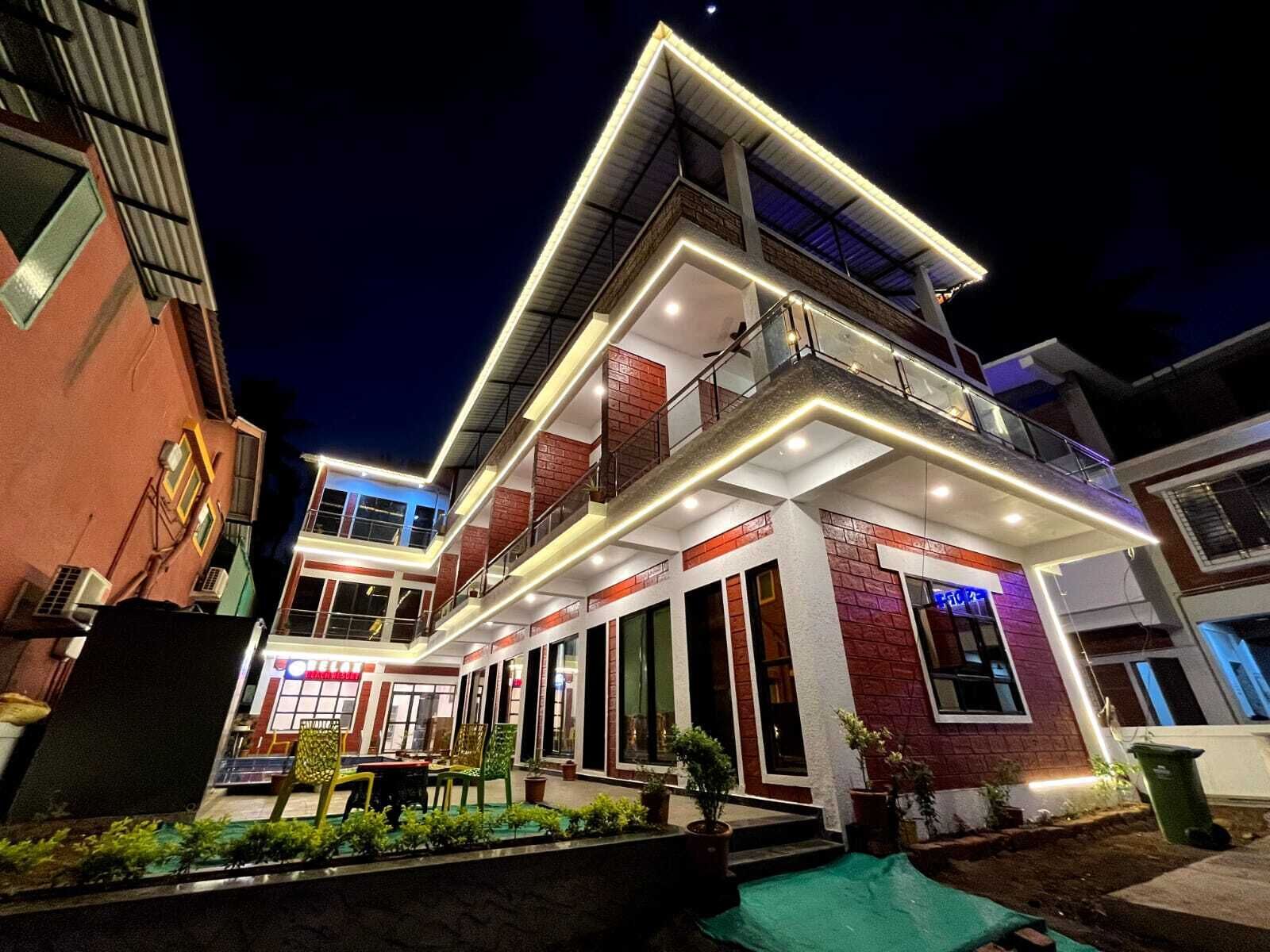 Front of property – evening/night