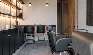 Bar (en el alojamiento)