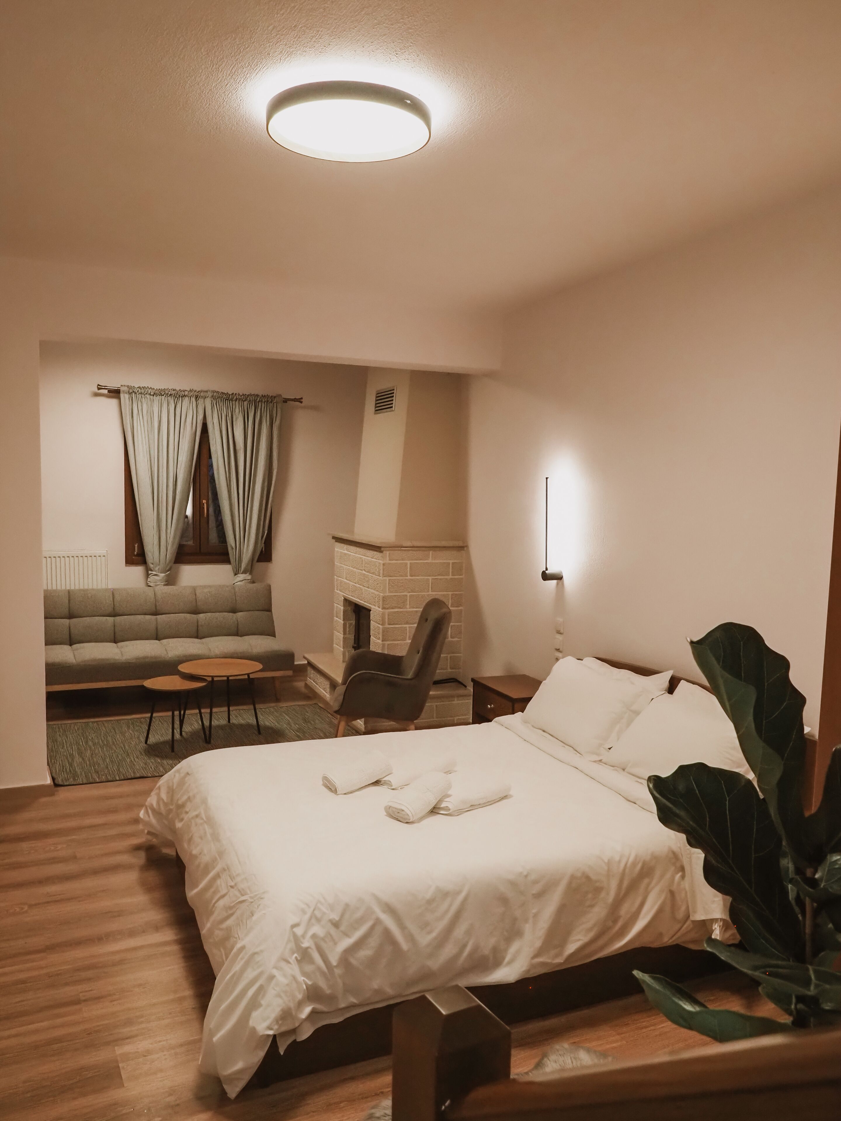 Ferros/tábuas de passar roupa, Wi-Fi de cortesia, roupa de cama