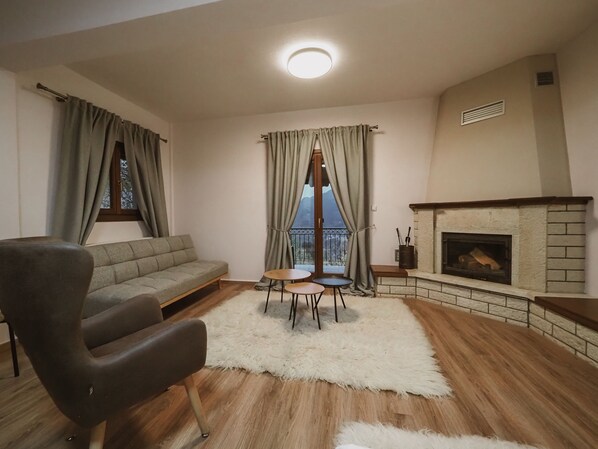 Bügeleisen/Bügelbrett, kostenloses WLAN, Bettwäsche