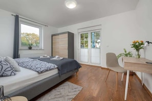 2 chambres, fer et planche Ă repasser, Wi-Fi, draps fournis