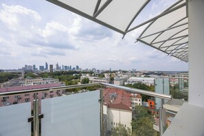Sun deck - 15th Floor Studio in Warsaw by Renters (Warsaw)