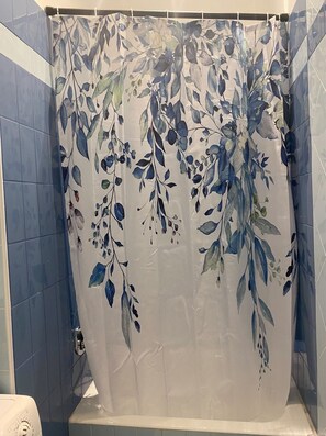 Hair dryer, bidet, towels, soap - Cozy one-bedroom apartment between Bocconi and Porta Romana (Milano)