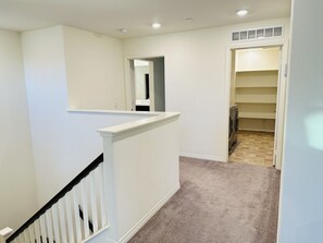 Interior - Jurupa Valley 5 bedrooms cheerful house with Mountain View
 (Jurupa Valley)
