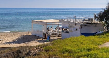 Happiness Corner by Fidalsa