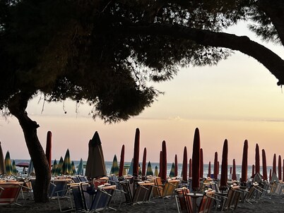 Shengjin Beach Getaway