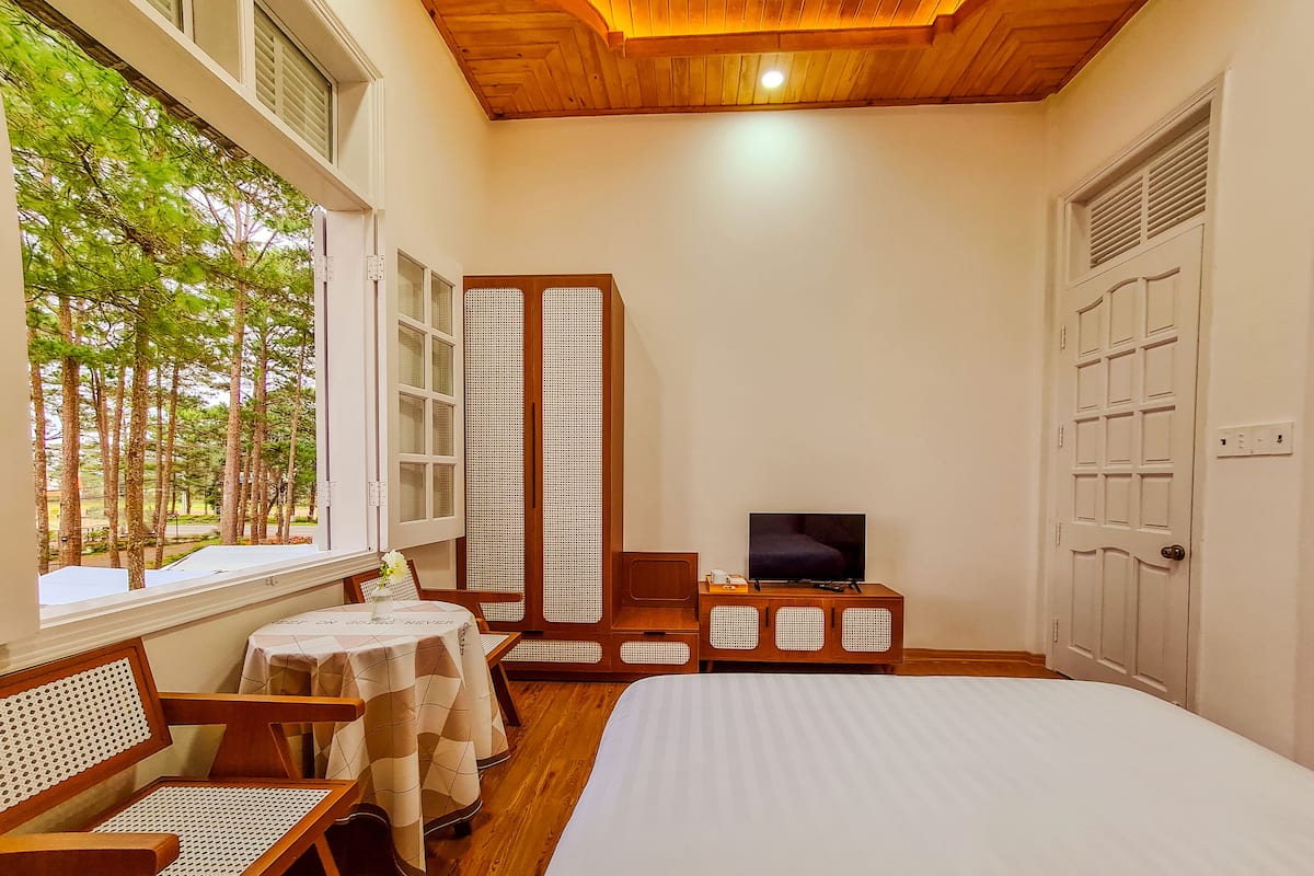 Standard Double Room, 1 Queen Bed, Garden View, Garden Area | Premium bedding, pillowtop beds, individually decorated