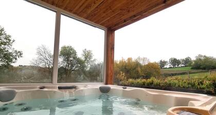GĂźte de charme avec spa, terrasse et balcon - Tout confort, au cĆur de la nature