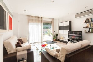 Smart TV, DVD player