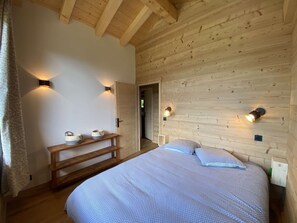 5 bedrooms, free WiFi