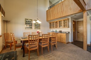 Bloc d'apartaments, 3 dormitoris | Servei de restauració