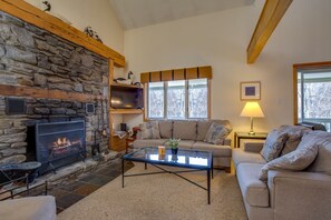 Appart'hôtel, 3 chambres | Coin séjour