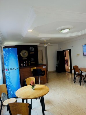 Bar (on property) - Kokrans Guesthouse Annex (Oshiyie)