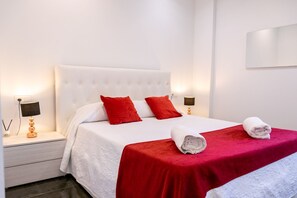 5 chambres, fer et planche à repasser, Wi-Fi gratuit, draps fournis