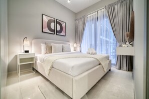 1 soverom, safe på rommet, strykejern/-brett og wi-fi (inkludert)