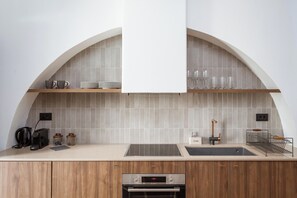 Kühlschrank, Ofen, Geschirrspüler, Toaster