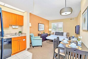 Interior - 1BR Suite with Pool and Hot Tub Near Disney (Orlando)