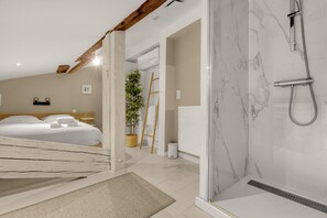 City-Apartment, 1 Queen-Bett | Badezimmer