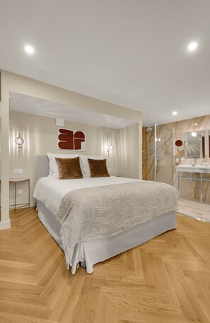 Cobertura exclusiva, 3 quartos, para não fumantes, vista para o pátio | 1 quarto, individualmente decorados, individualmente mobiliados